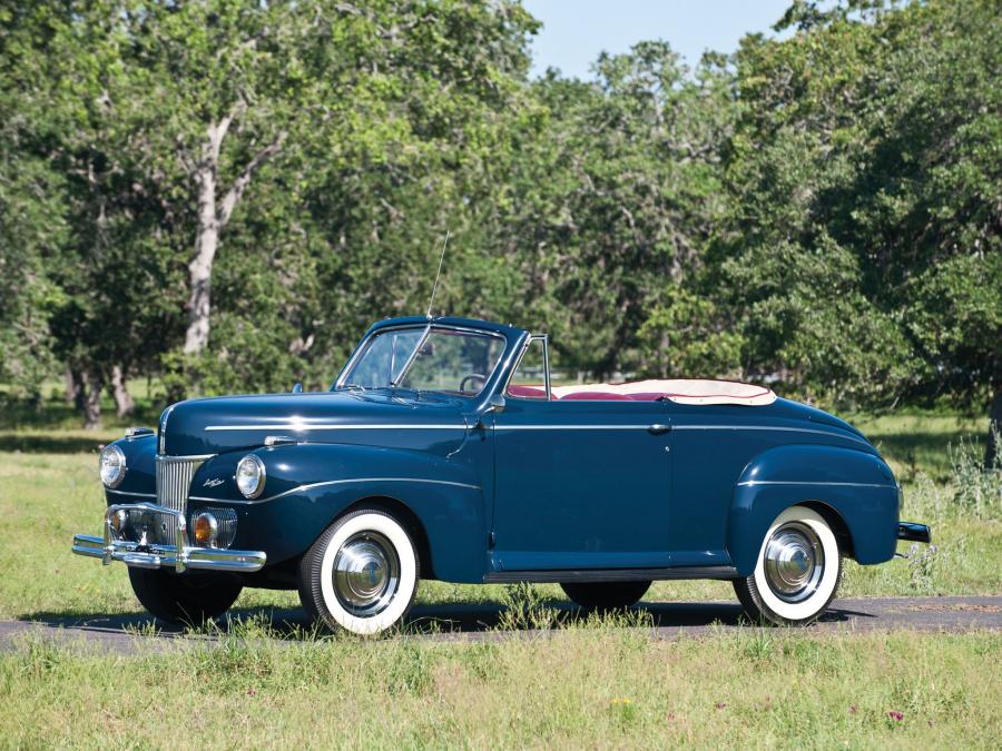  Ford V8 Super Deluxe Convertible Coupe 1941 года  (фото 8 из 16)